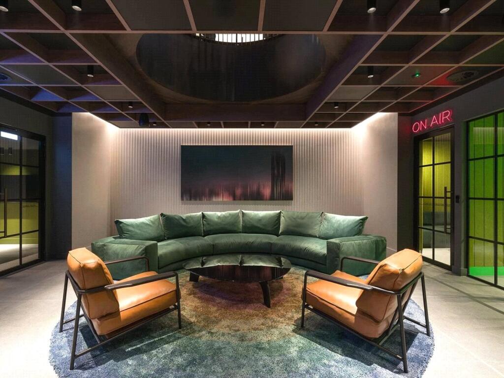 Residents Lounges