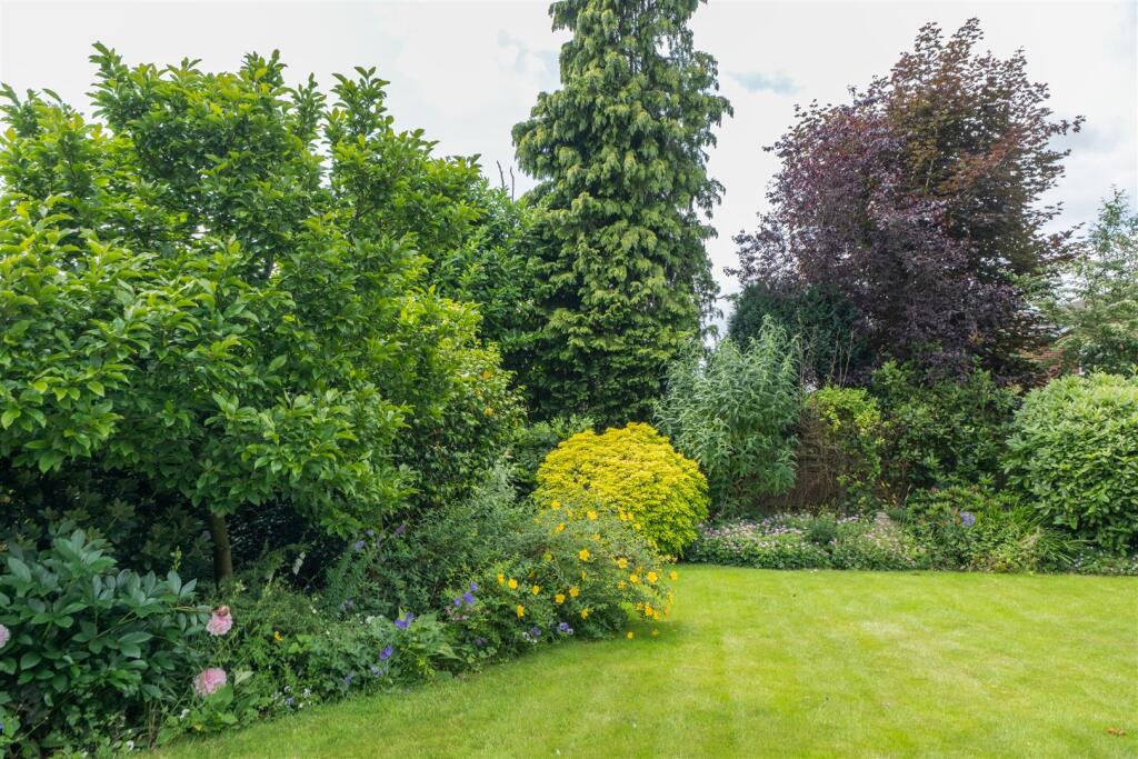 25 Crossfields-050.jpg