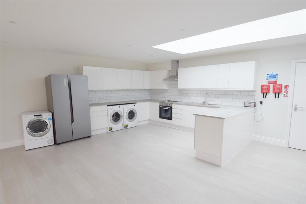 Kitchen/Living room