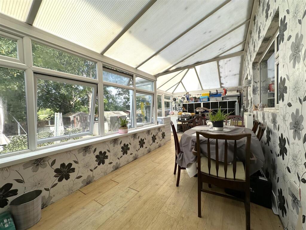 Conservatory 583