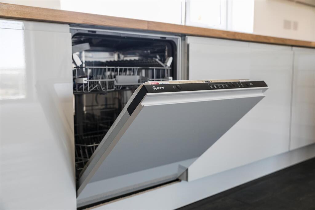 Dishwasher Detail