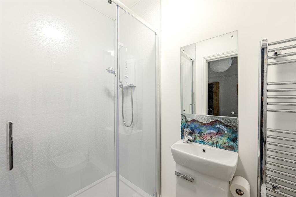 Ensuite Shower Room