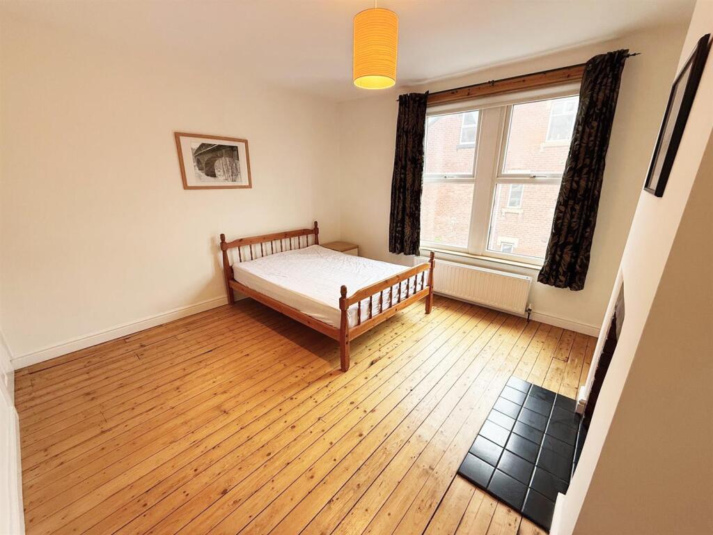 Monk Bridge Street Principal Bedroom 1