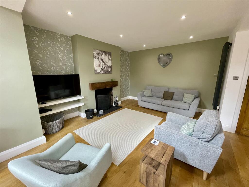 Kitchen/Diner/Family Room