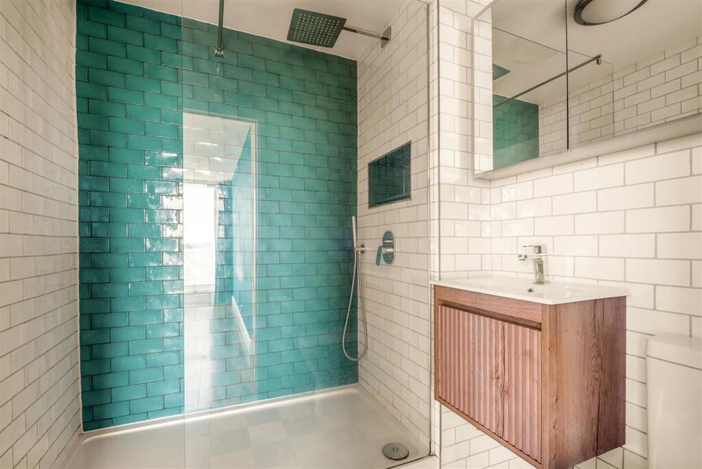 65 Chartwell Court_23.jpg