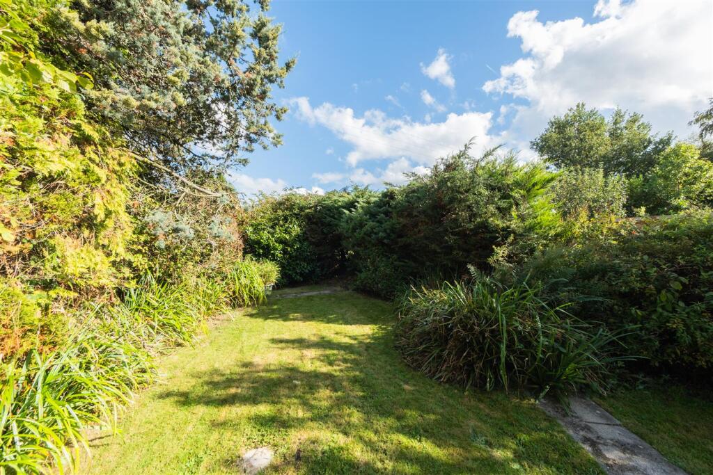 10 Orchard Drive-023.jpg