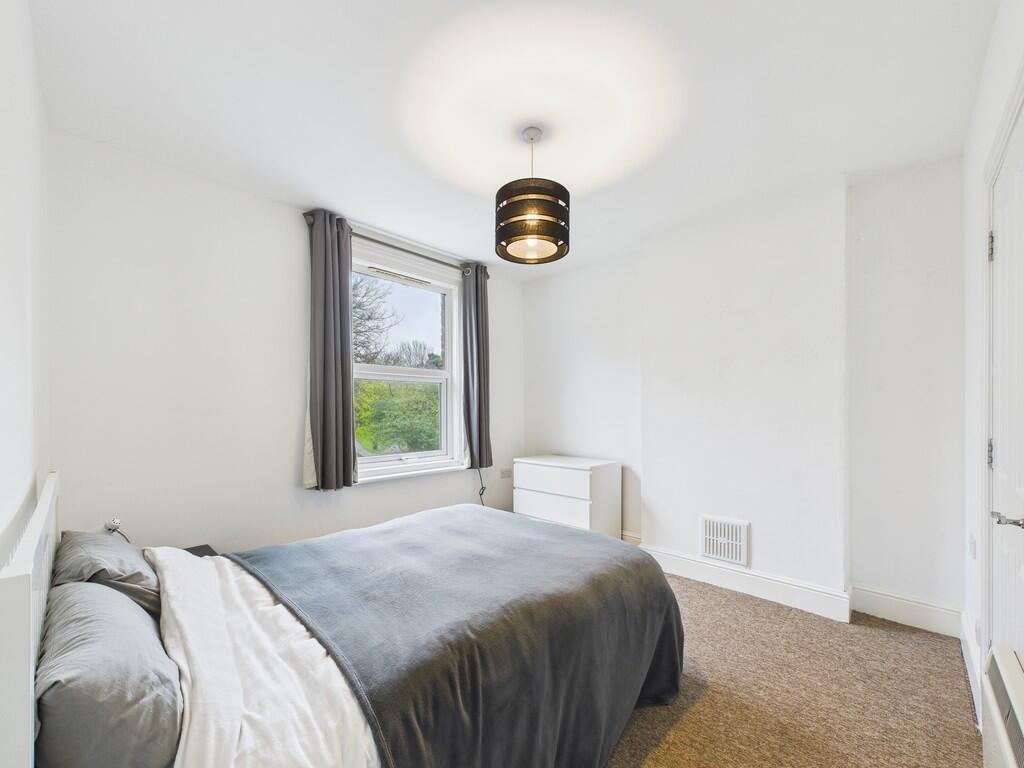 CAM03519G0-PR0427...