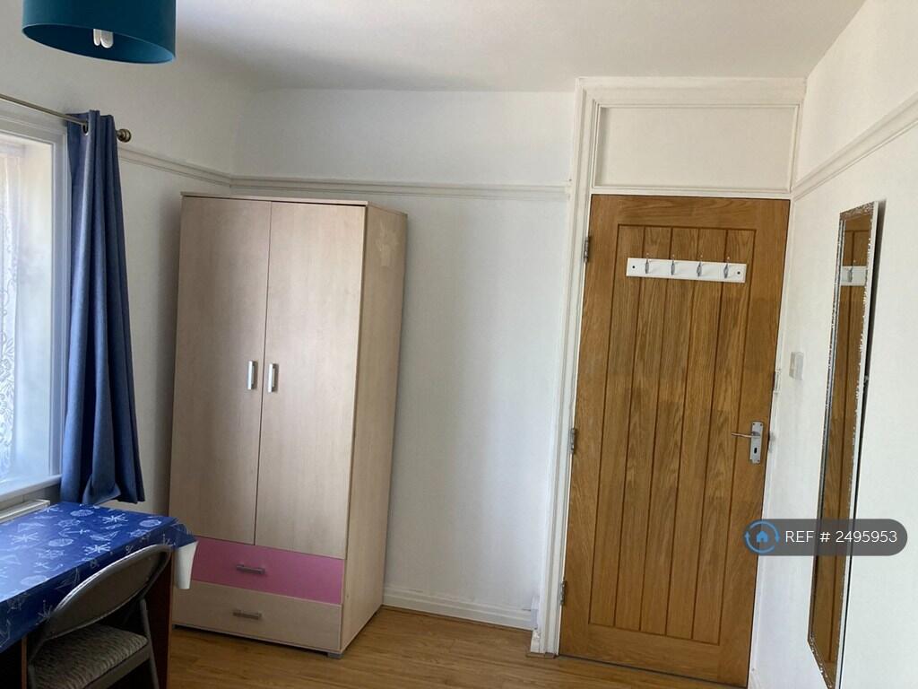 Room 2 Upstairs