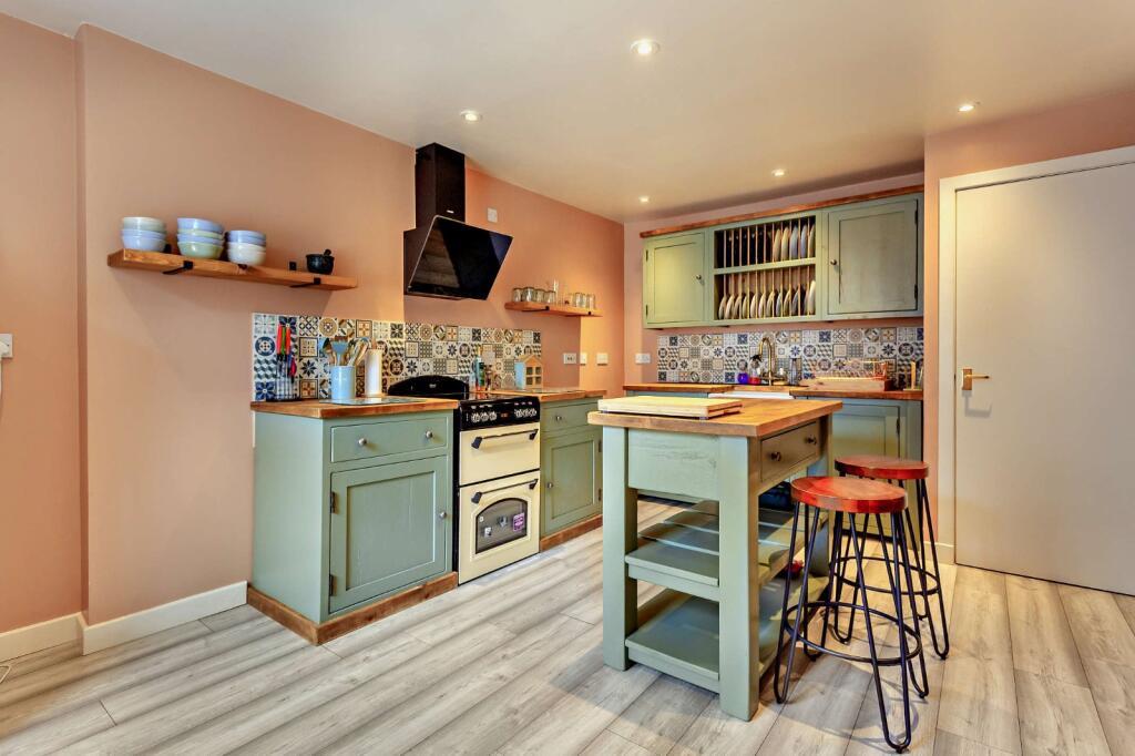 Honeysuckle Cottage