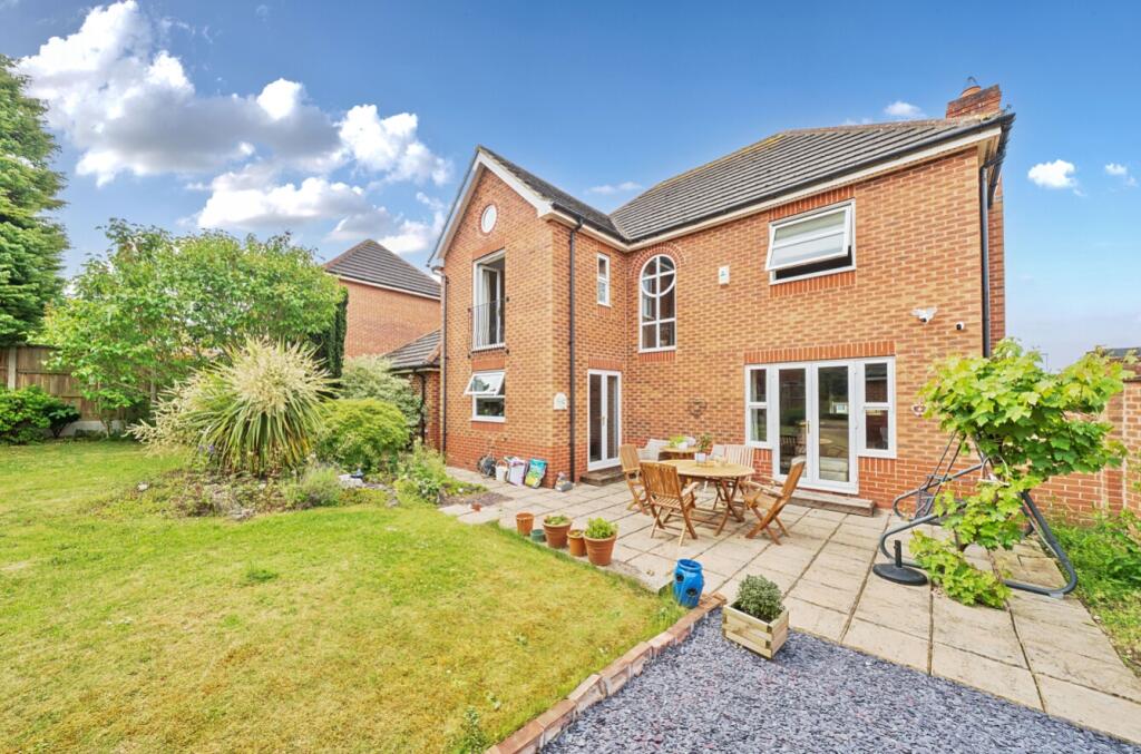 1302253-9-6846b51f2725c-ARW-1