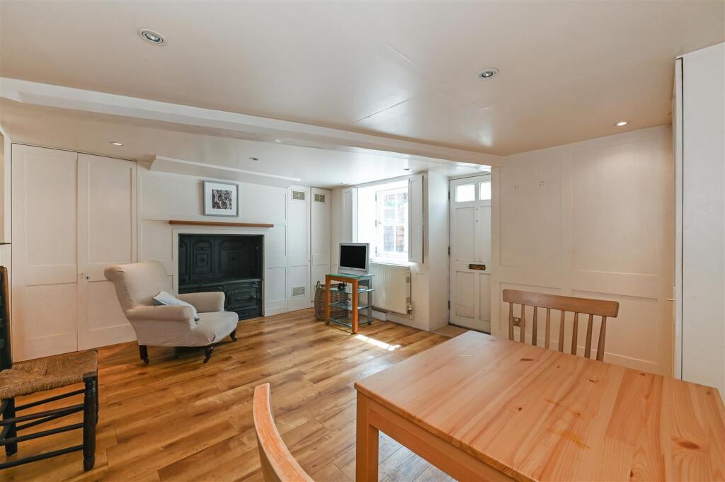 Annexe Living Room