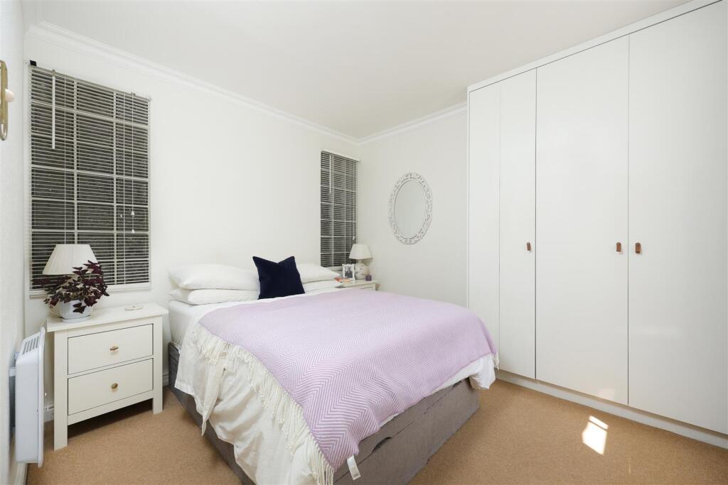 37 Berkeley House 16.JPG