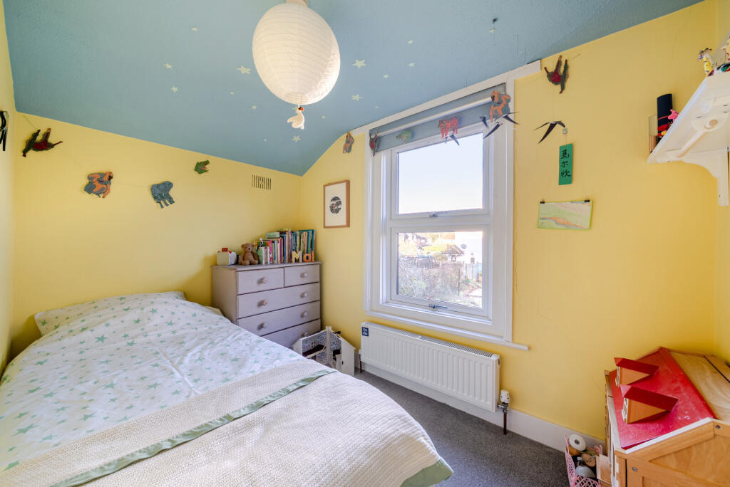 1396717-11-695e2b...