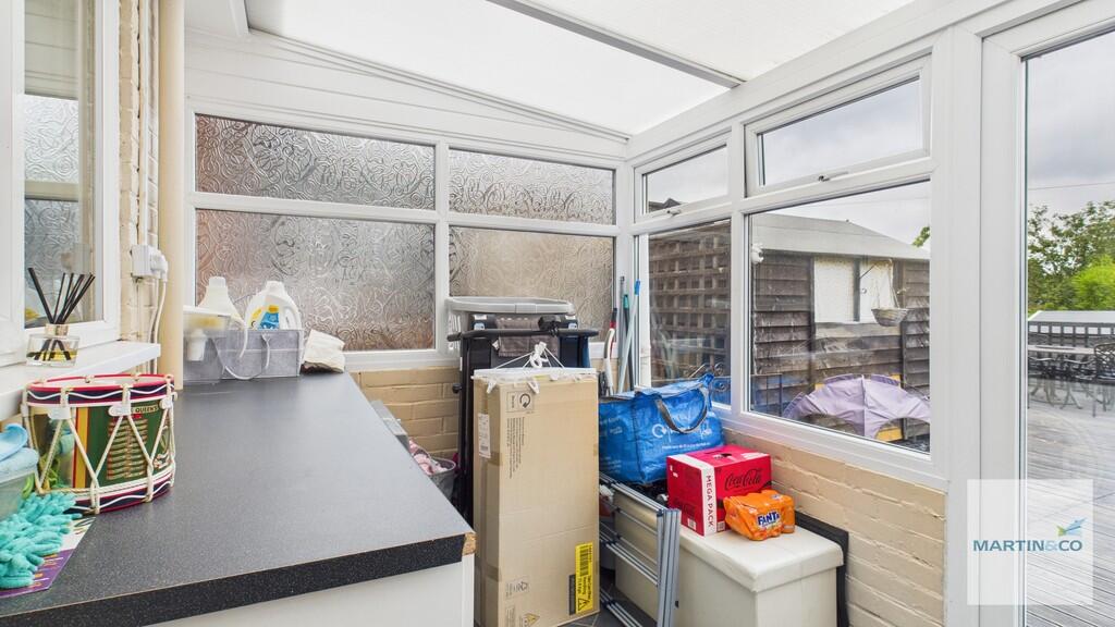 CAM03663G0-PR0169...