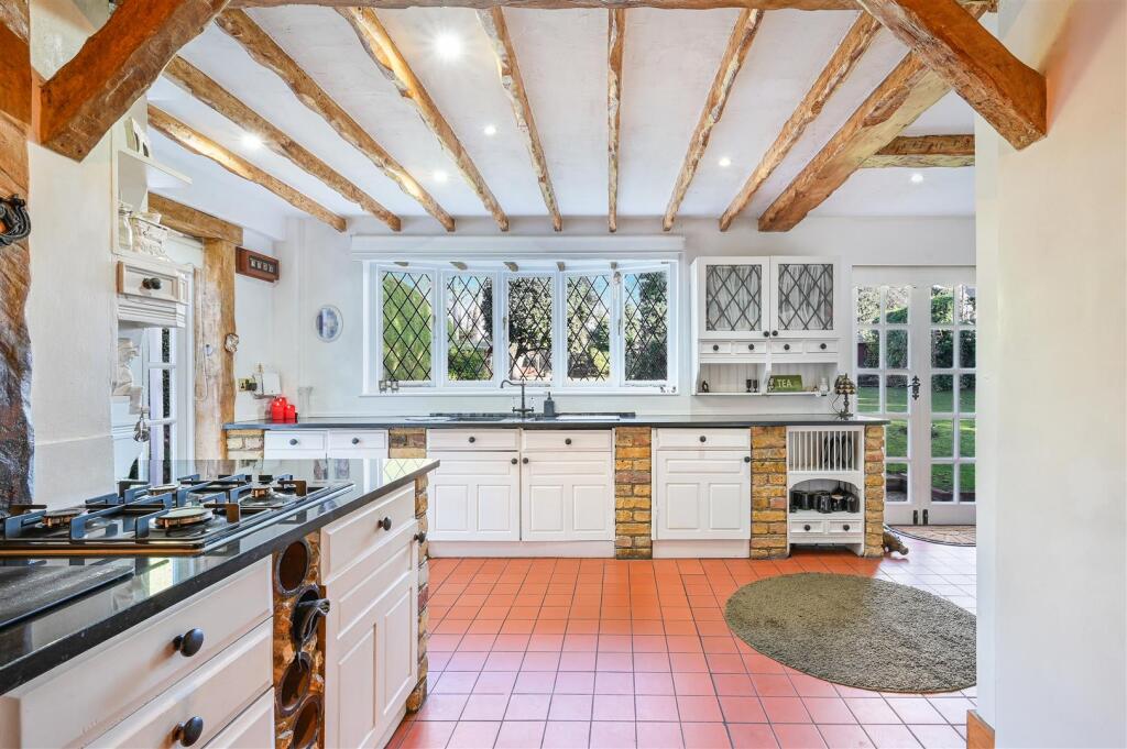 LONGDOWN LANE,  (18).jpg