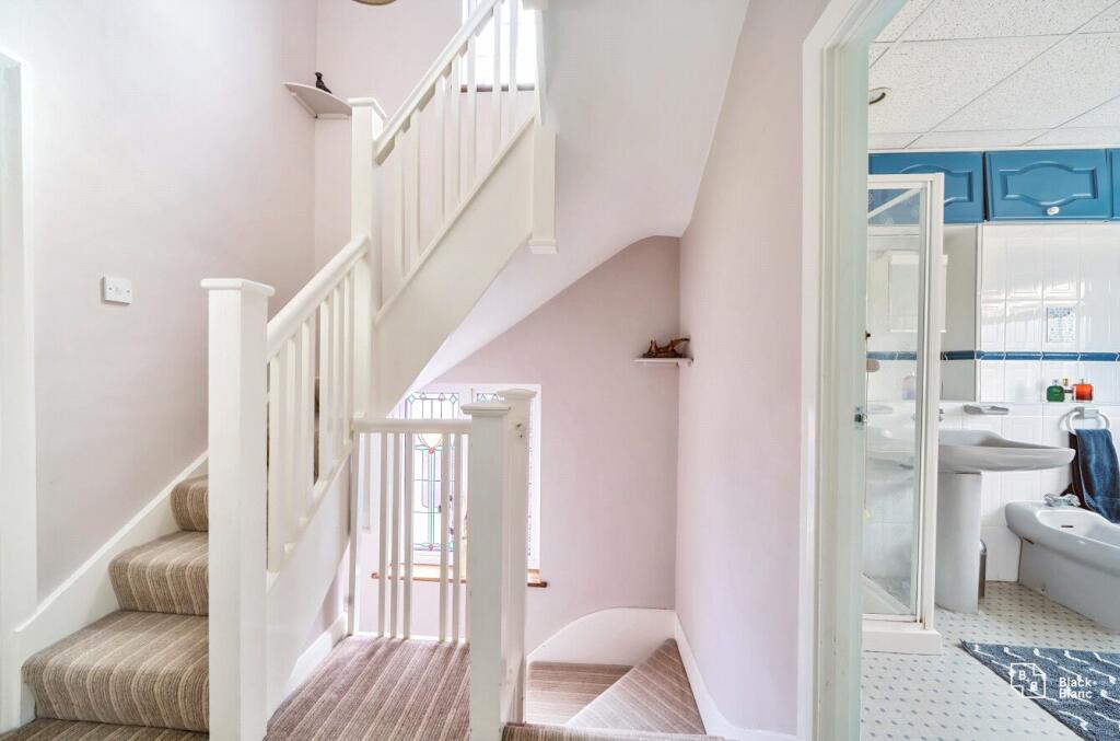 Stairs/Upper Landing