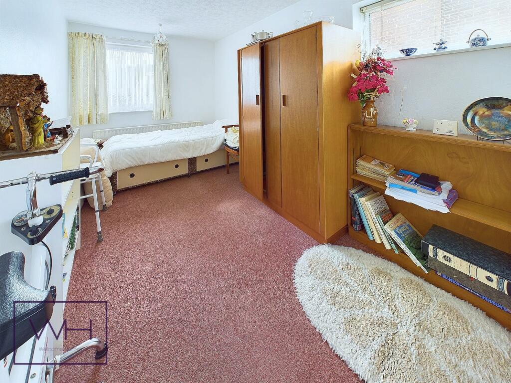CAM03785G0-PR0052-ST