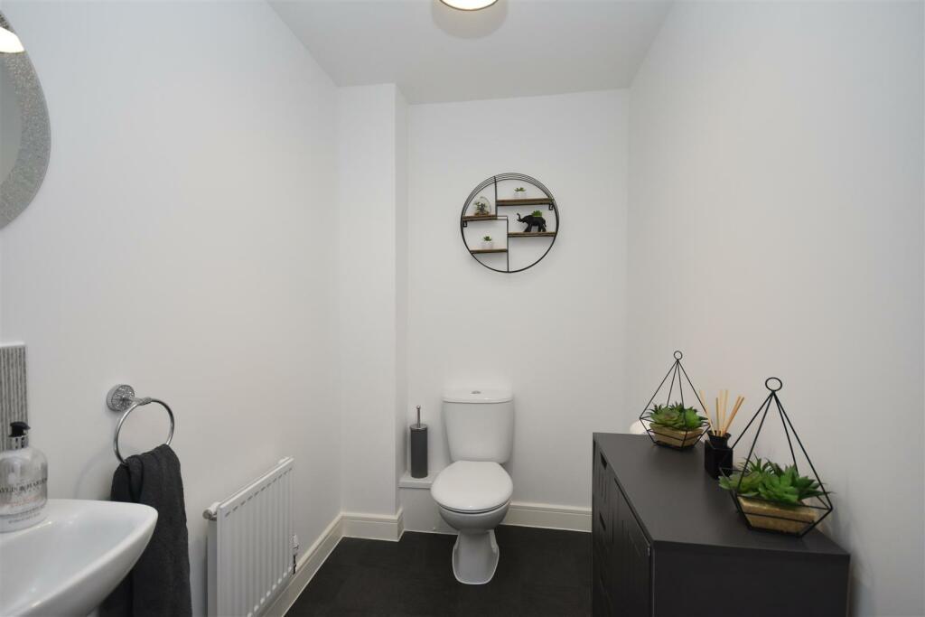 cloakroom.jpg