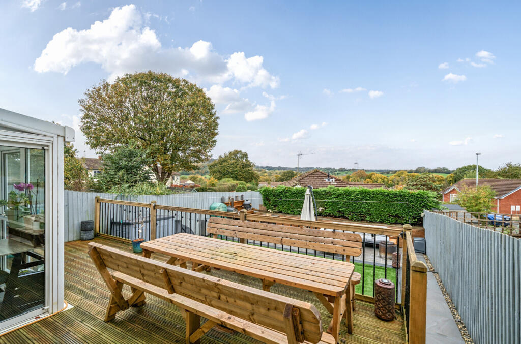 1370697-29-68f774...