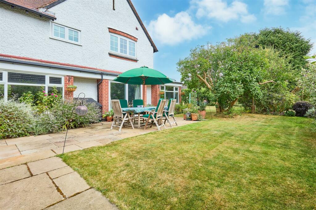 Crowhurst Gale 2024 202A5257_HDR.jpg