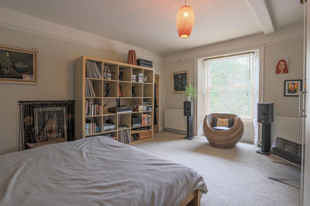 Bedroom 1.jpeg