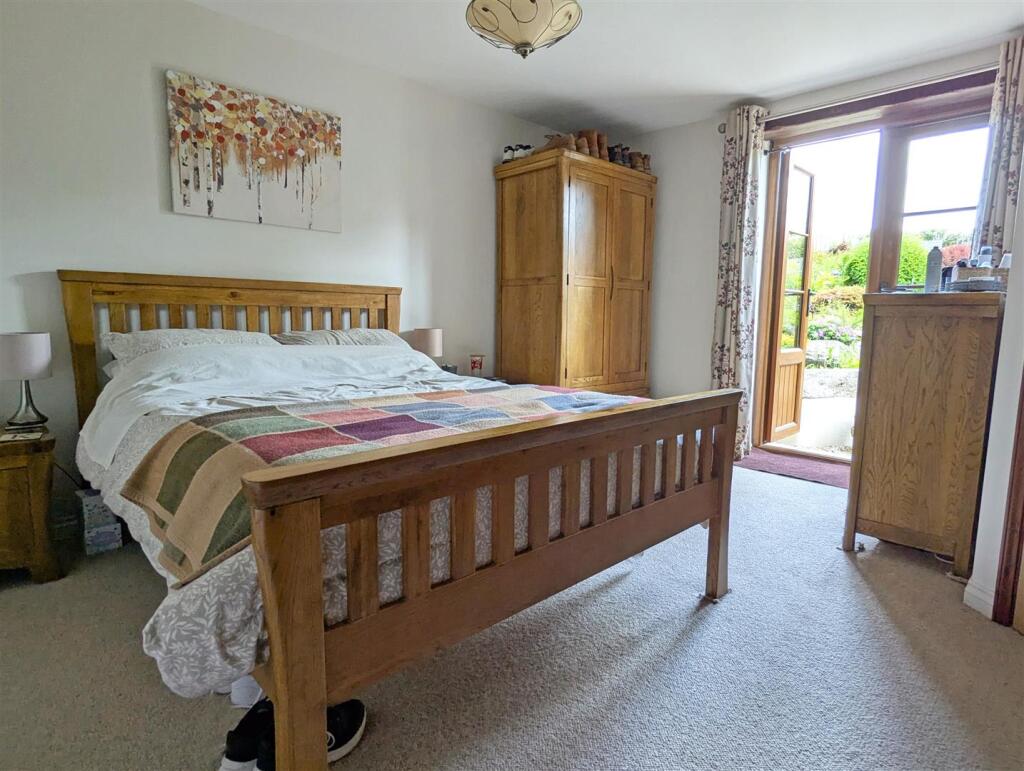 Principal Bedroom: