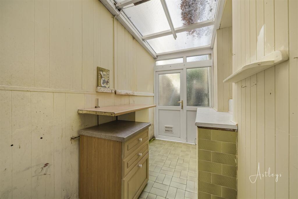 Lean-to
