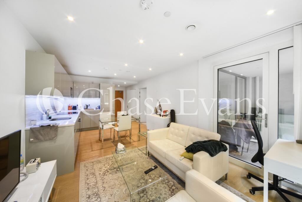 Living Area - Baldwi