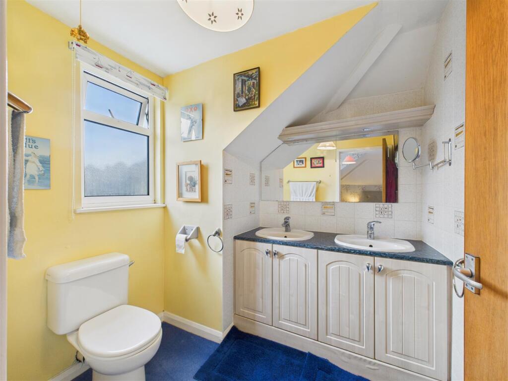 En-Suite W.C.