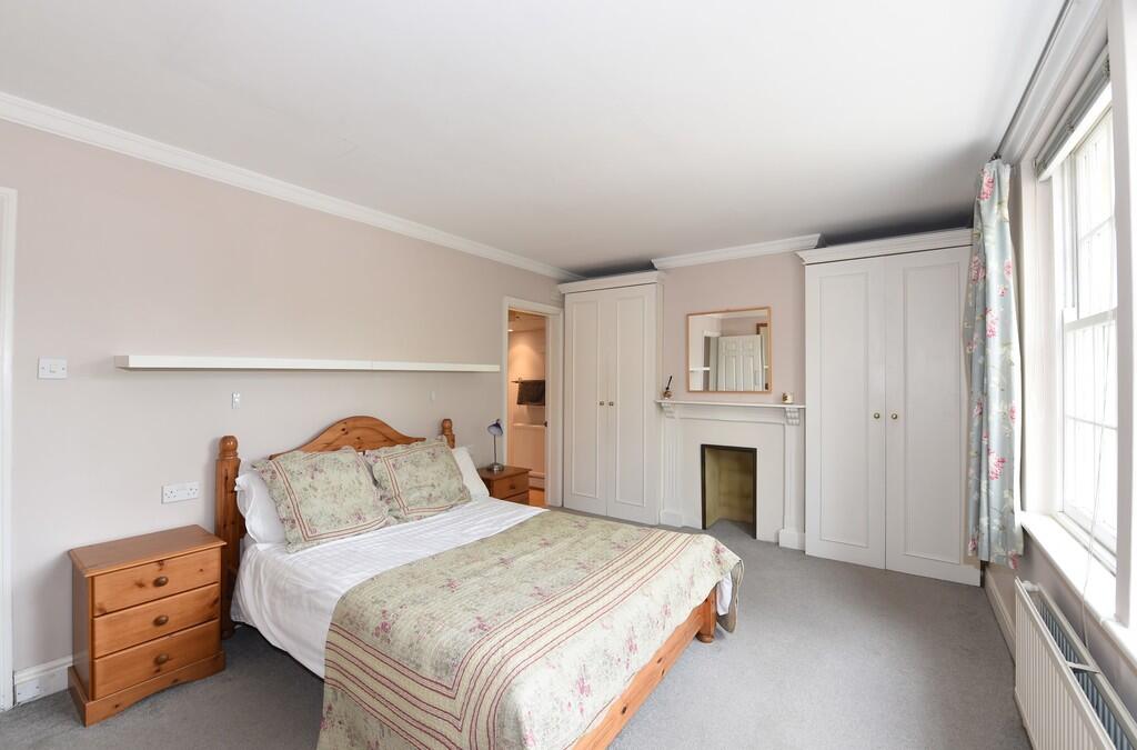 15 Bedford St. BA...