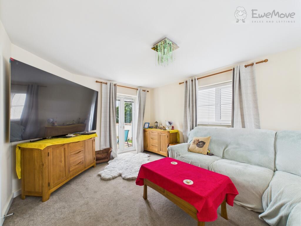 CAM03640G0-PR0046-STILL018