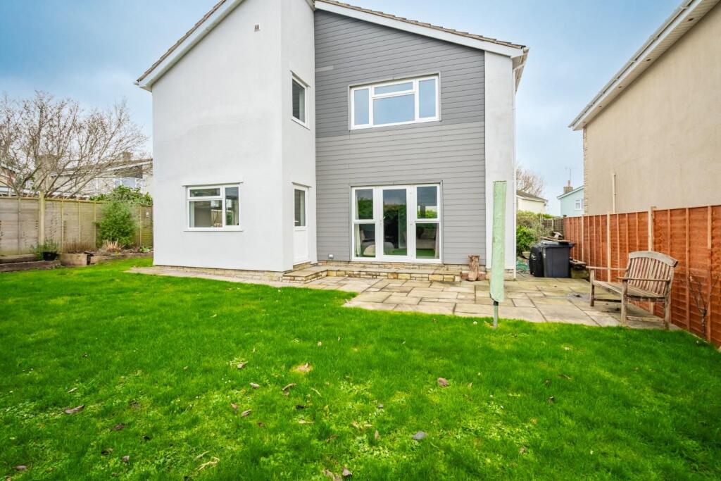 1.17 - rear garden.jpg