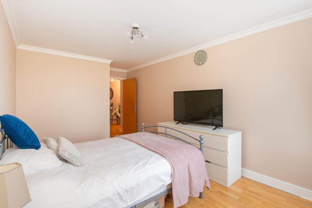 0G4ARD - Bedroom D.jpg