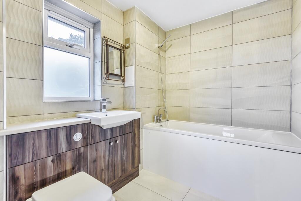 Bathroom2