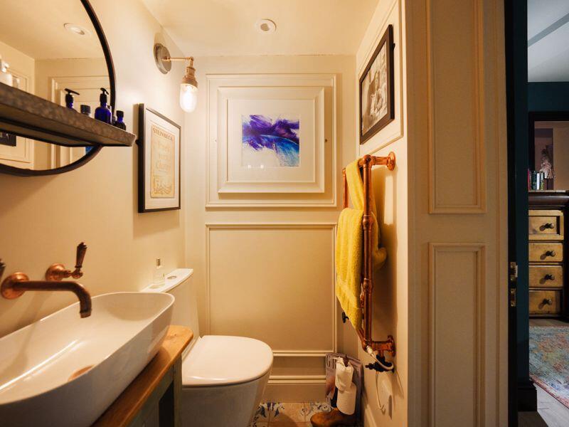 Main Bathroom