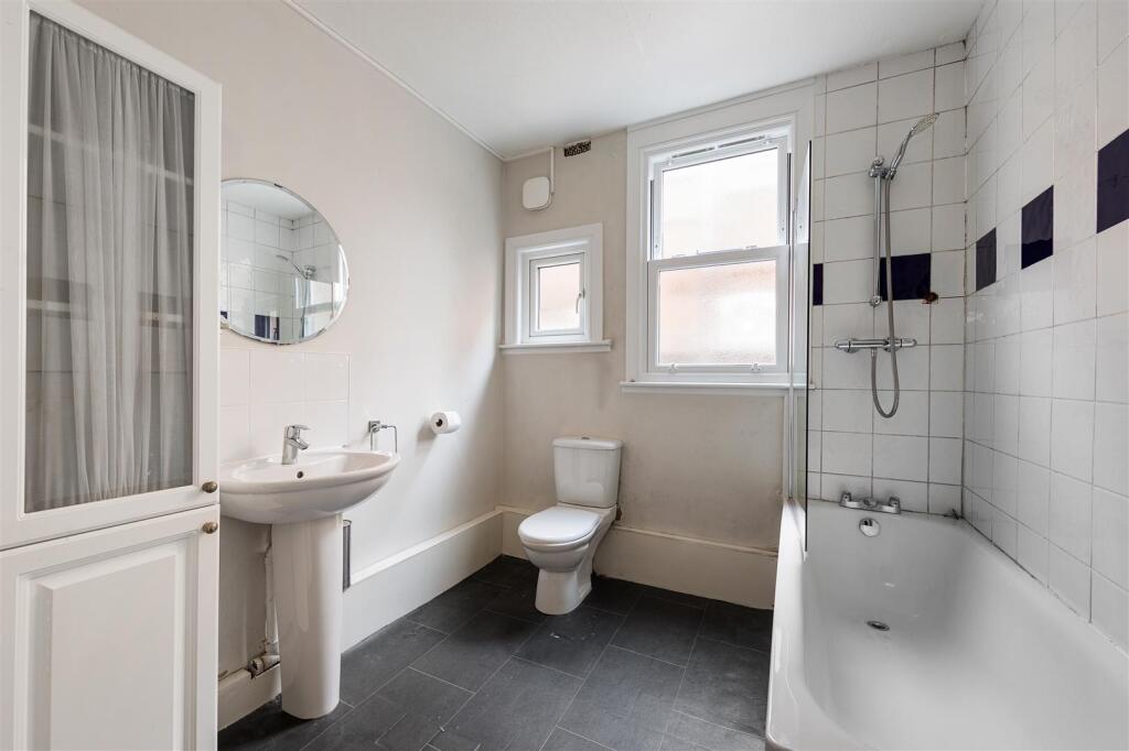 Diana Road E17