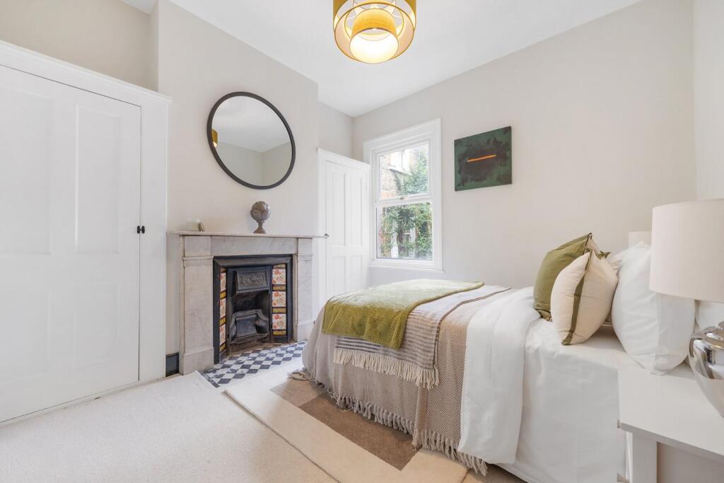 Bedroom two (1)