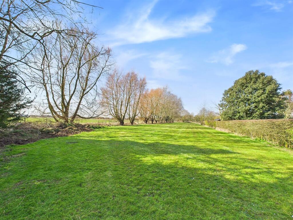 Gardens &amp; Land