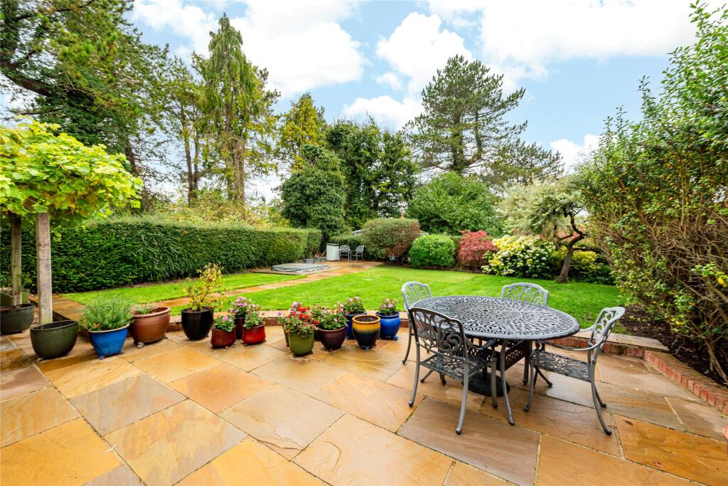 West Facing Garden