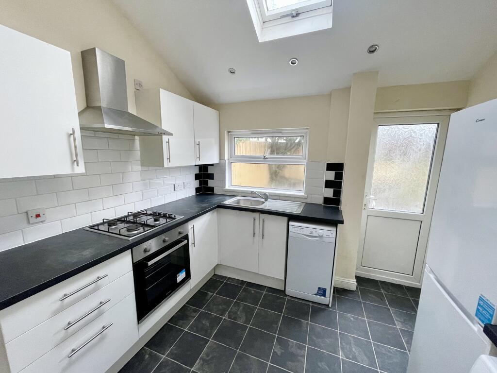 Kitchen 2