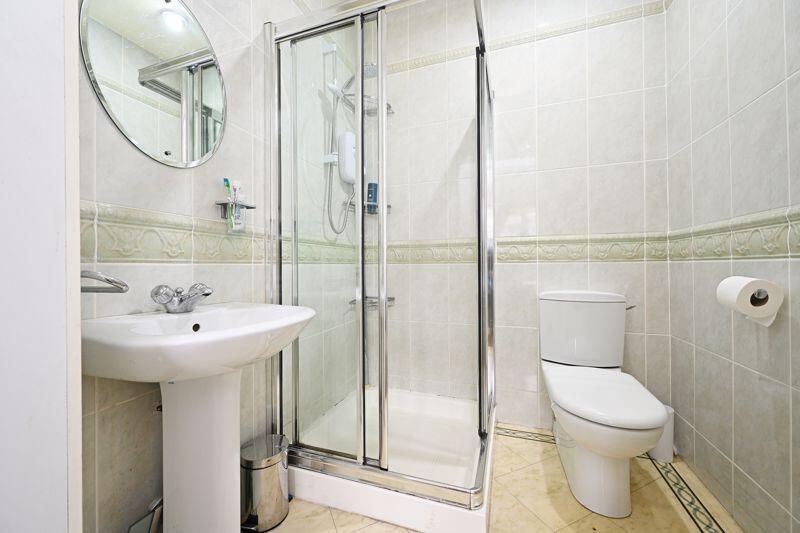Ensuite