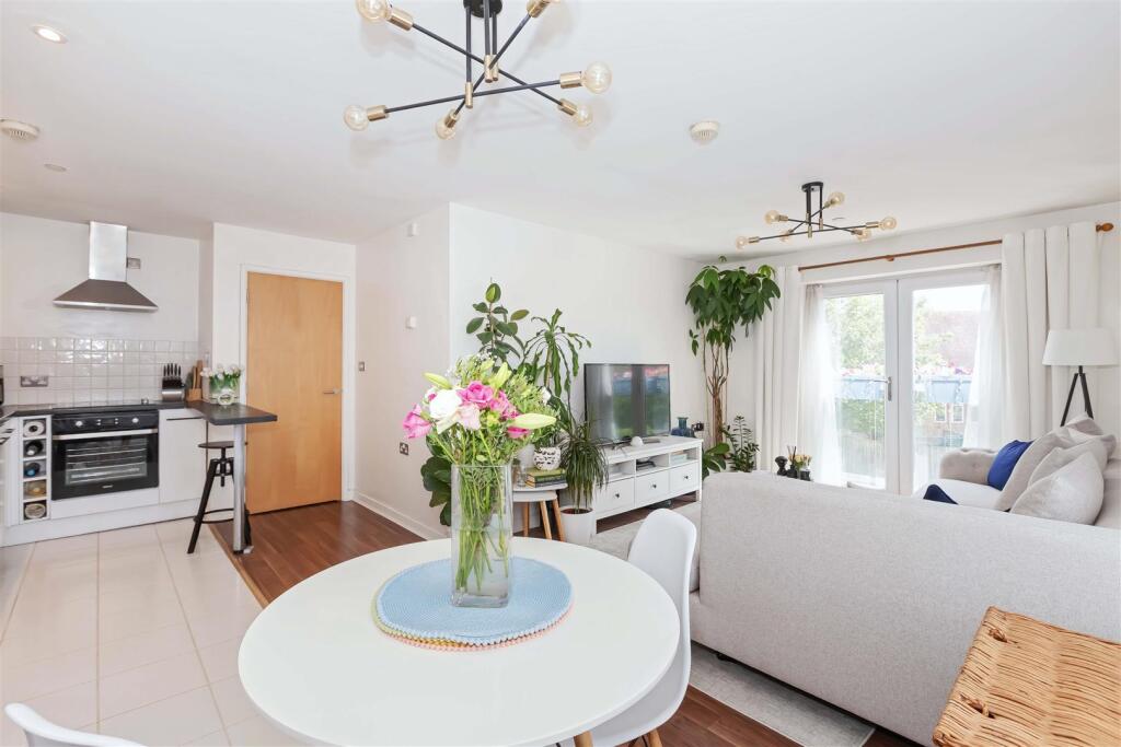 St Richards House_17.jpg