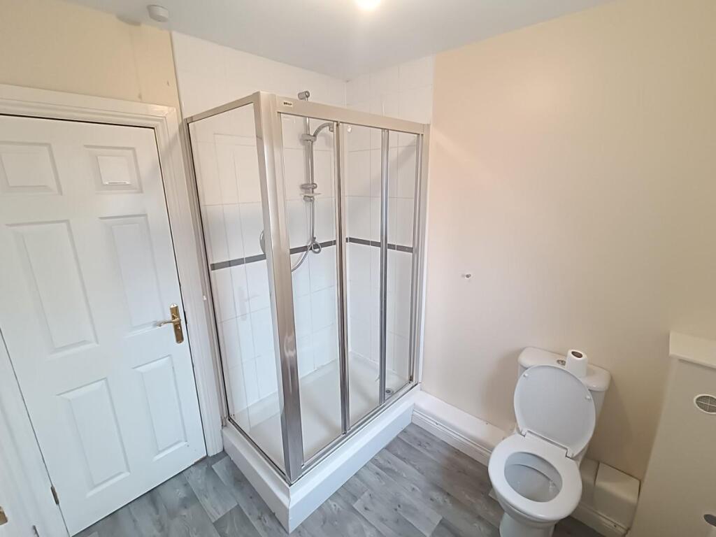 Shower Room 2