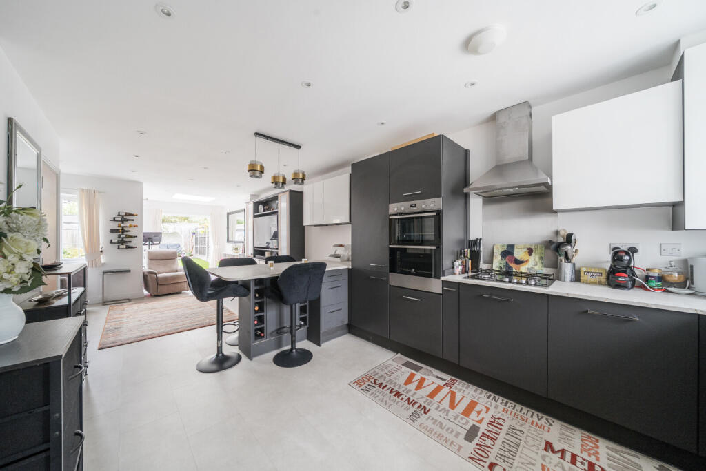 1316190-8-685e71a...