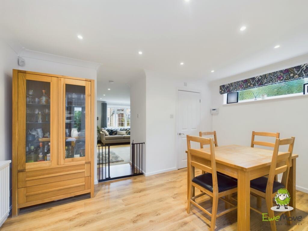 CAM03778G0-PR0086-STILL021