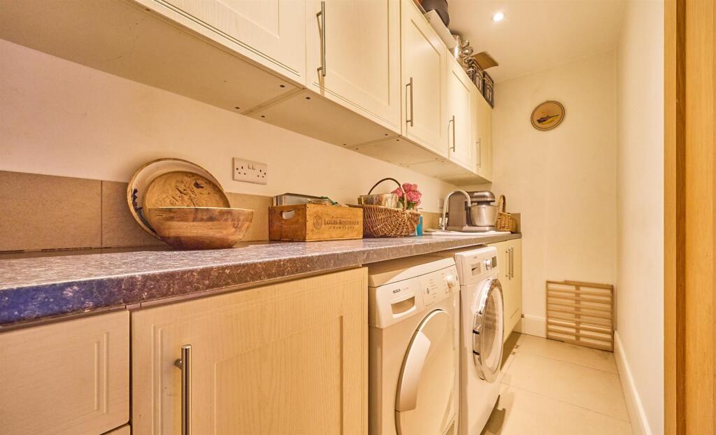 Utility Room to Front