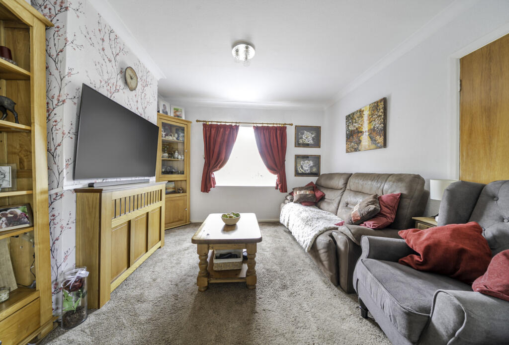 1341889-11-68a446...