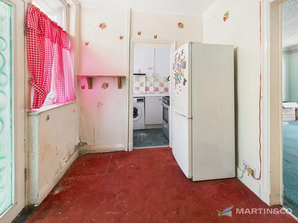 CAM02318G0-PR0427...