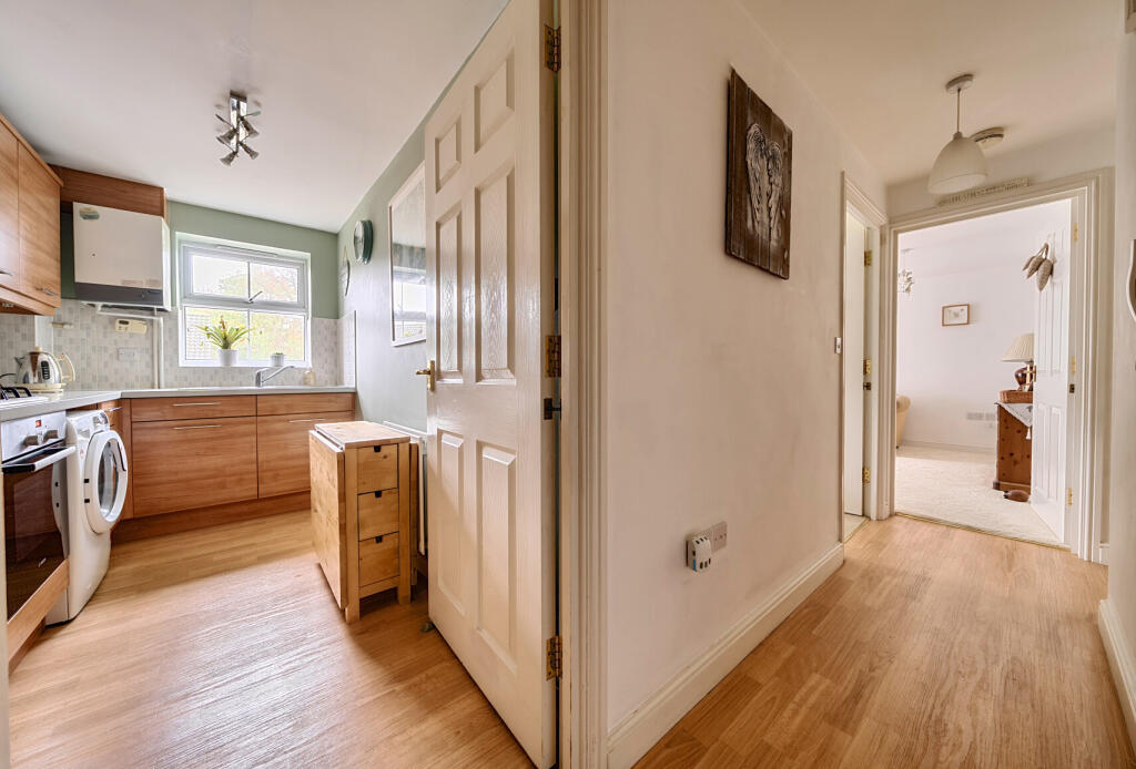 1376567-15-6911c5...