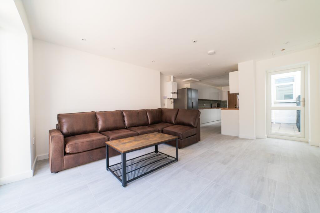 Call 02920_454555 to secure your viewing_5